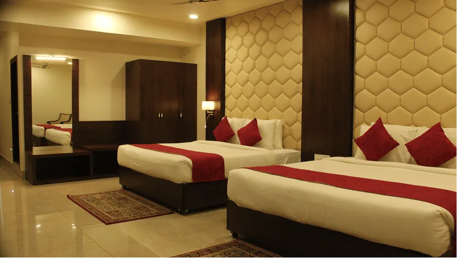 Club Twin Bed Room